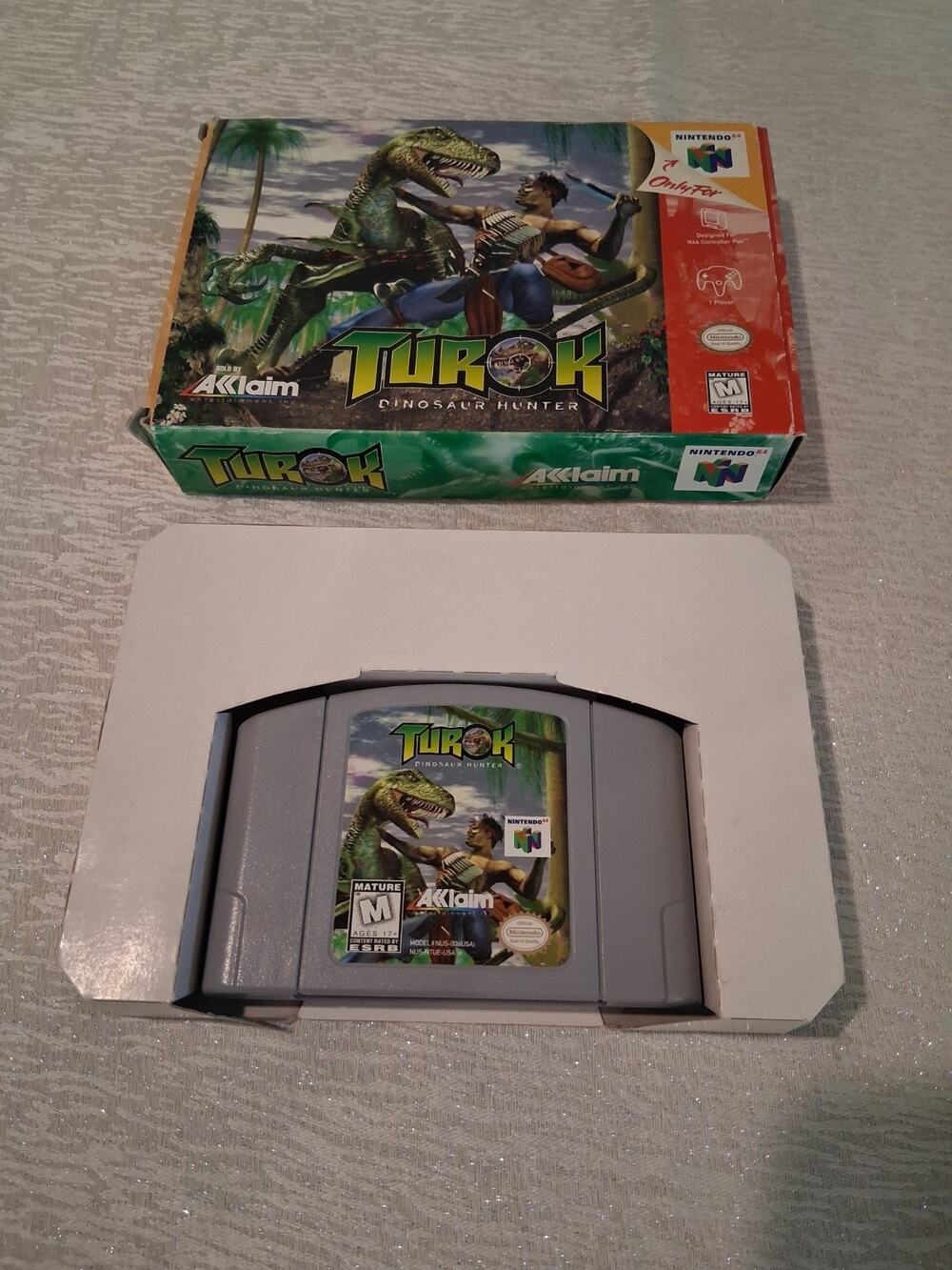 Turok Dinosaur Hunter Nintendo 64 N64 CIB Complete Box Manual Authentic TESTED